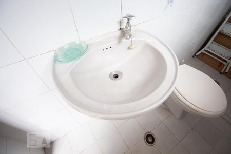 Casa à venda com 272m², 3 quartos e 5 vagas Casa à venda com 272m², 3 quartos e 5 vagasBanheiro de serviço