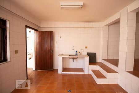 Casa à venda com 272m², 3 quartos e 5 vagas Casa à venda com 272m², 3 quartos e 5 vagasSalão de festas