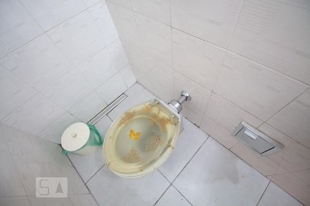 Casa à venda com 272m², 3 quartos e 5 vagas Casa à venda com 272m², 3 quartos e 5 vagasLavabo