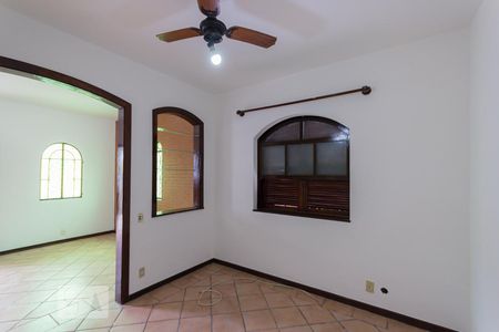 Sala (1º andar) de casa de condomínio à venda com 3 quartos, 140m² em Pechincha, Rio de Janeiro