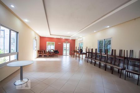 Apartamento à venda com 50m², 2 quartos e 1 vaga Apartamento à venda com 50m², 2 quartos e 1 vagaÁrea comum - Salão de festas