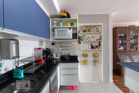 Apartamento à venda com 110m², 3 quartos e 2 vagasCozinha