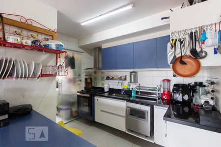 Apartamento à venda com 110m², 3 quartos e 2 vagasCozinha