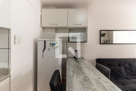 Cozinha de kitnet/studio à venda com 1 quarto, 26m² em Vila Buarque, São Paulo