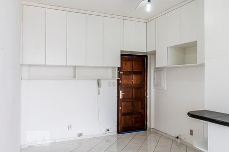 Quarto de kitnet/studio para alugar com 1 quarto, 38m² em Bela Vista, São Paulo