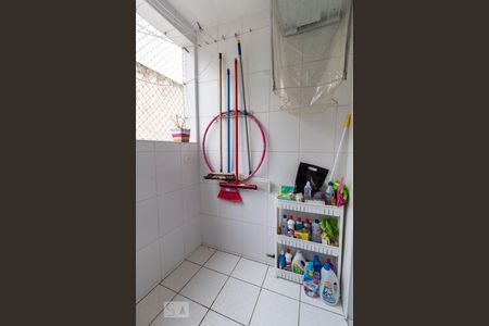 Apartamento para alugar com 68m², 2 quartos e sem vagaÁrea de Serviço