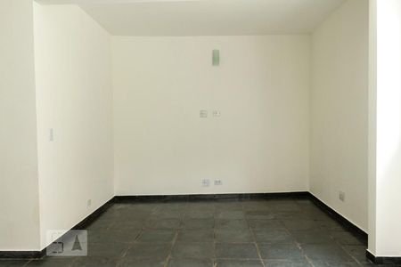Sala de casa para alugar com 3 quartos, 150m² em Vila Mariana, São Paulo