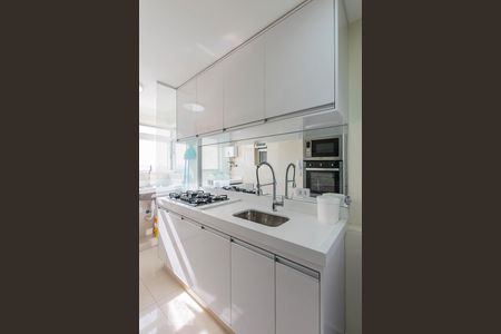 Apartamento à venda com 120m², 2 quartos e 2 vagas1o. Andar - Cozinha