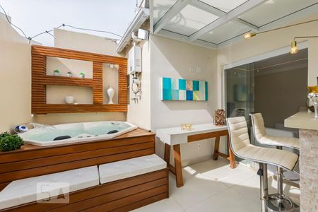 Apartamento à venda com 120m², 2 quartos e 2 vagas2o. Andar - Varanda gourmet