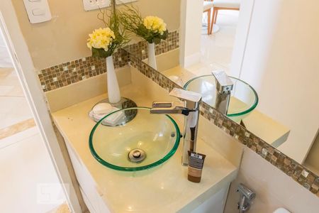 Apartamento à venda com 120m², 2 quartos e 2 vagas1o. Andar - Banheiro 1