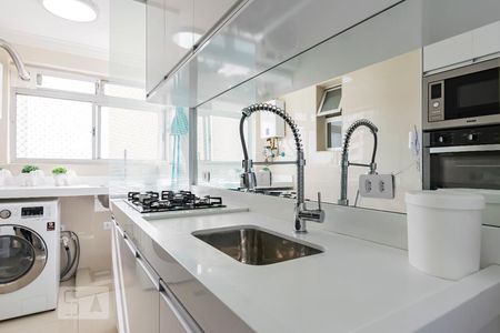 Apartamento à venda com 120m², 2 quartos e 2 vagas1o. Andar - Cozinha