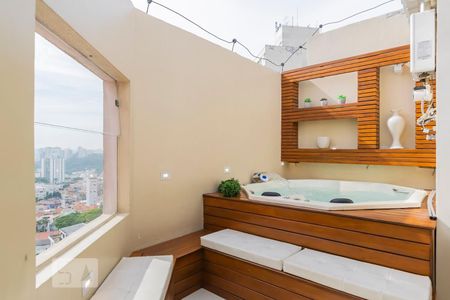 Apartamento à venda com 120m², 2 quartos e 2 vagas2o. Andar - Varanda gourmet