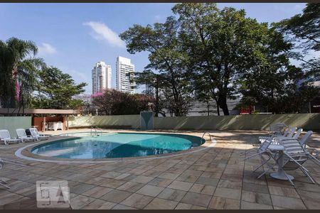 Apartamento à venda com 55m², 1 quarto e 1 vagaPiscina