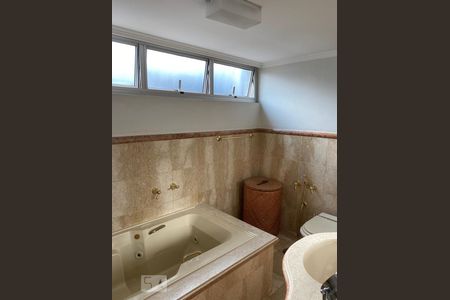 Apartamento para alugar com 160m², 3 quartos e 1 vagaQuarto 1 - Banheiro