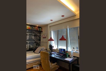 Apartamento para alugar com 160m², 3 quartos e 1 vagaQuarto 3