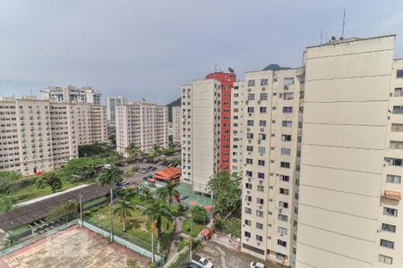 Vista do Quarto 1 de apartamento para alugar com 2 quartos, 55m² em Jacarepaguá, Rio de Janeiro