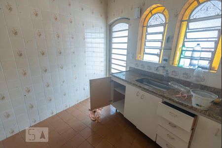 Casa para alugar com 80m², 2 quartos e 1 vagaCozinha