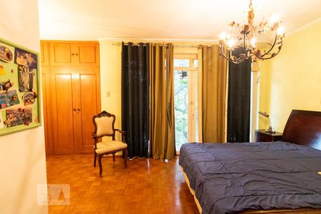 Suíte  de casa à venda com 3 quartos, 206m² em Vila Santa Teresa, Santo André