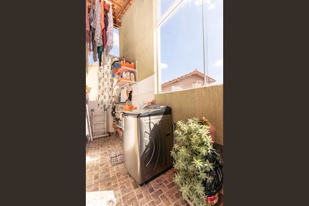 Casa à venda com 180m², 2 quartos e 3 vagas Casa à venda com 180m², 2 quartos e 3 vagasÁrea de serviço