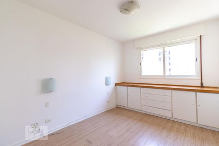 Suíte de apartamento para alugar com 3 quartos, 136m² em Jardim America, São Paulo