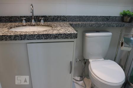 Apartamento para alugar com 70m², 2 quartos e 2 vagasBanheiro 2