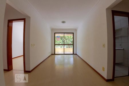 Sala de apartamento à venda com 2 quartos, 70m² em Partenon, Porto Alegre