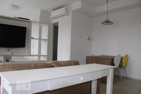 Sala de apartamento para alugar com 1 quarto, 37m² em Melville Empresarial Ii, Barueri