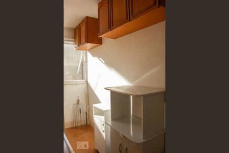 Cozinha de apartamento para alugar com 1 quarto, 70m² em Agronômica, Florianópolis