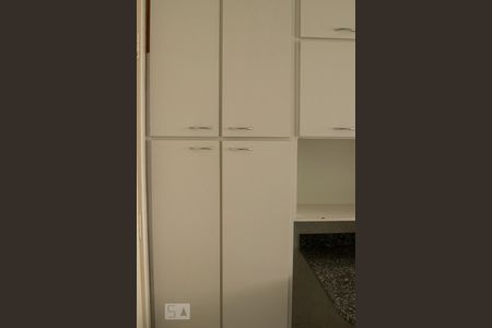 Apartamento para alugar com 83m², 2 quartos e 1 vagaCozinha