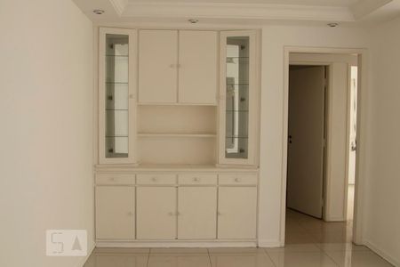 Apartamento para alugar com 83m², 2 quartos e 1 vagaSala