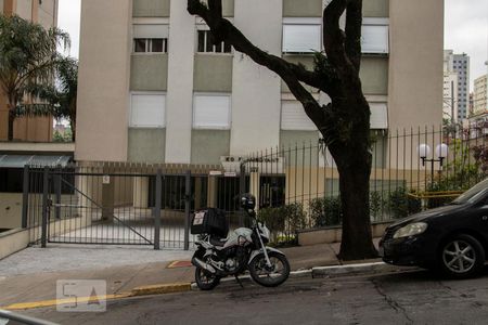 Apartamento para alugar com 83m², 2 quartos e 1 vagaFachada