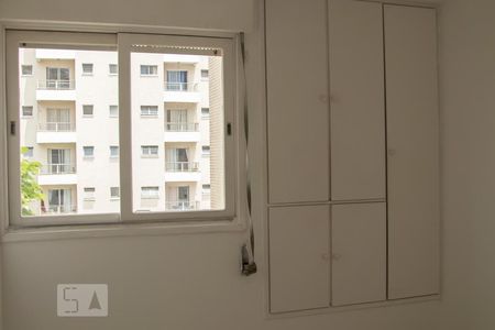 Apartamento para alugar com 83m², 2 quartos e 1 vagaDormitório 1