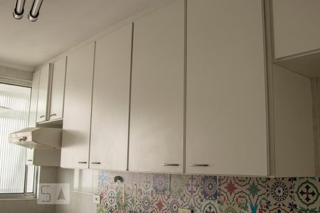 Apartamento para alugar com 83m², 2 quartos e 1 vagaCozinha
