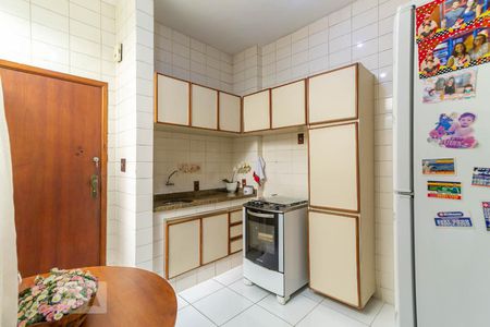 Apartamento à venda com 70m², 2 quartos e 1 vaga Apartamento à venda com 70m², 2 quartos e 1 vagaCozinha