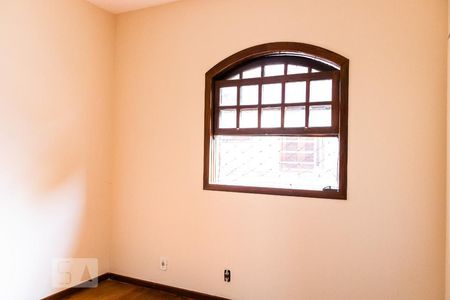 Casa à venda com 180m², 3 quartos e 2 vagasSuíte 1