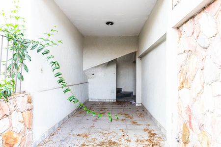 Casa à venda com 180m², 3 quartos e 2 vagasGaragem