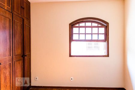 Casa à venda com 180m², 3 quartos e 2 vagasQuarto 1