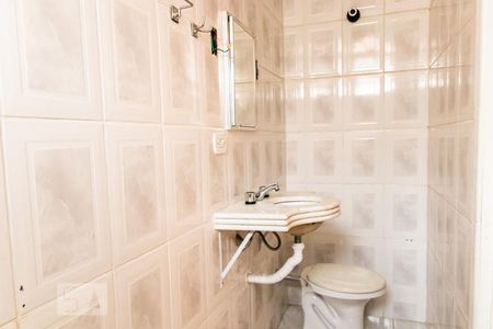 Casa à venda com 180m², 3 quartos e 2 vagasBanheiro da Suíte 1