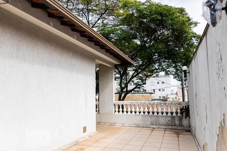 Casa à venda com 180m², 3 quartos e 2 vagasVaranda