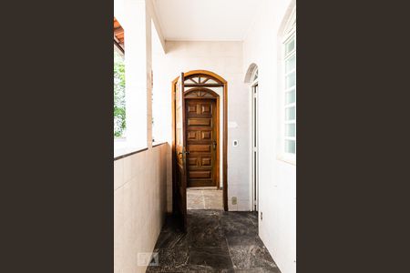 Casa à venda com 180m², 3 quartos e 2 vagasÁrea de Serviço