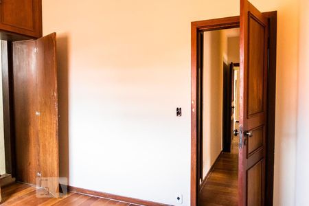 Casa à venda com 180m², 3 quartos e 2 vagasSuíte 2