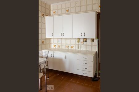 Apartamento para alugar com 92m², 2 quartos e 1 vagaCozinha 