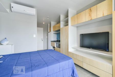 Studio para alugar com 28m², 1 quarto e 1 vaga Studio para alugar com 28m², 1 quarto e 1 vagaQuarto