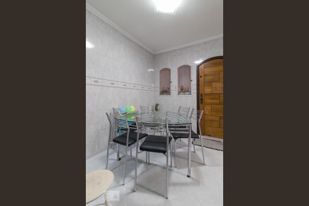 Casa à venda com 240m², 3 quartos e 5 vagas Casa à venda com 240m², 3 quartos e 5 vagasCozinha