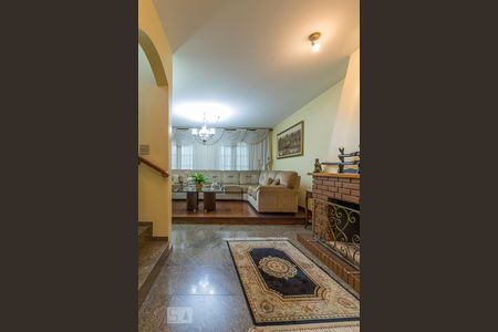 Casa à venda com 240m², 3 quartos e 5 vagas Casa à venda com 240m², 3 quartos e 5 vagasDetalhe sala 1