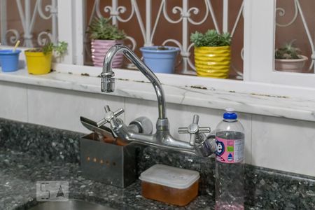 Casa à venda com 240m², 3 quartos e 5 vagas Casa à venda com 240m², 3 quartos e 5 vagasTorneira