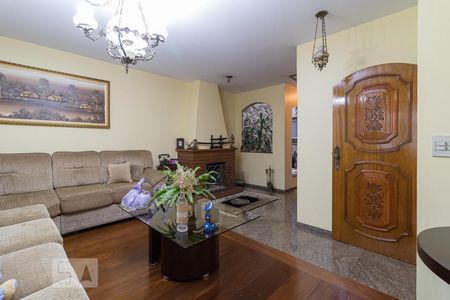 Sala 1 de casa à venda com 3 quartos, 240m² em Água Rasa, São Paulo