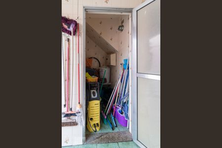 Casa à venda com 240m², 3 quartos e 5 vagas Casa à venda com 240m², 3 quartos e 5 vagasSauna