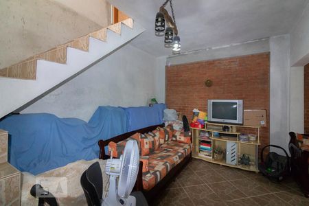 Casa à venda com 220m², 5 quartos e 3 vagasQuarto Área externa
