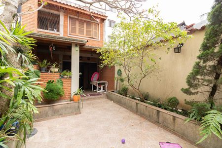 Casa à venda com 220m², 5 quartos e 3 vagasÁrea Externa